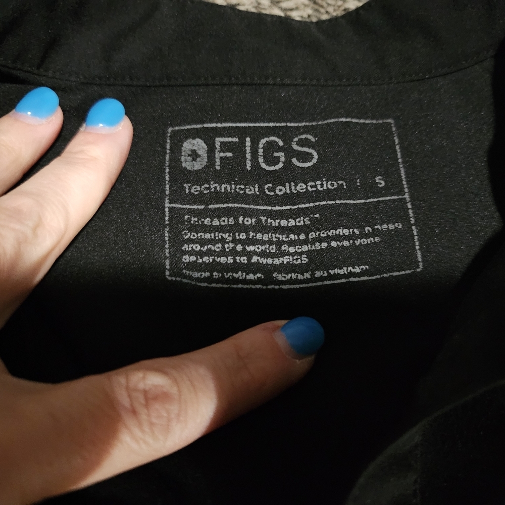 Figs Rafaela Top - Picture 2 of 2